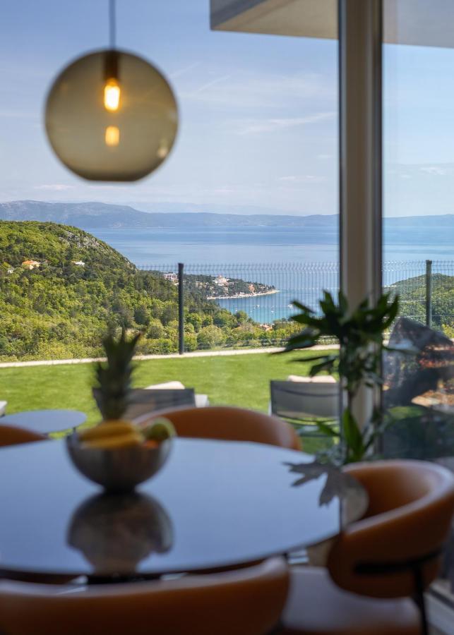 Royal Hilltop Residence 라빈 외부 사진