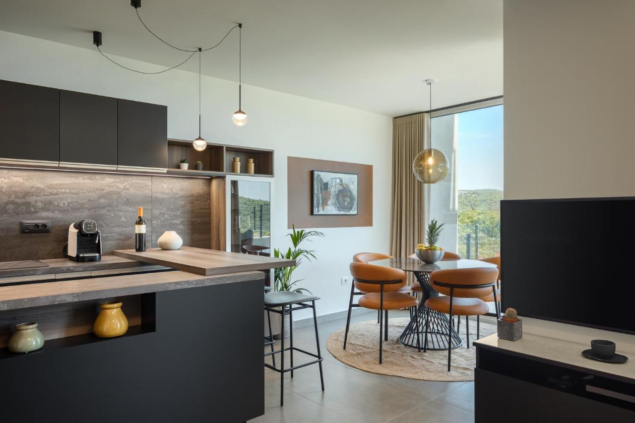 Royal Hilltop Residence 라빈 외부 사진
